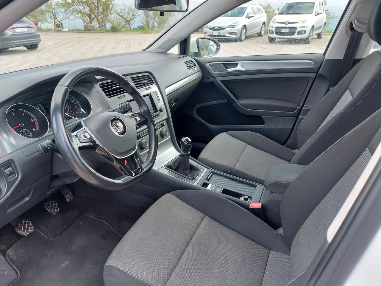 Volkswagen Golf VII 1.6 TDI