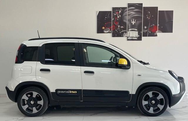 Fiat Panda 1.0 FireFly S&S Hybrid Pandina