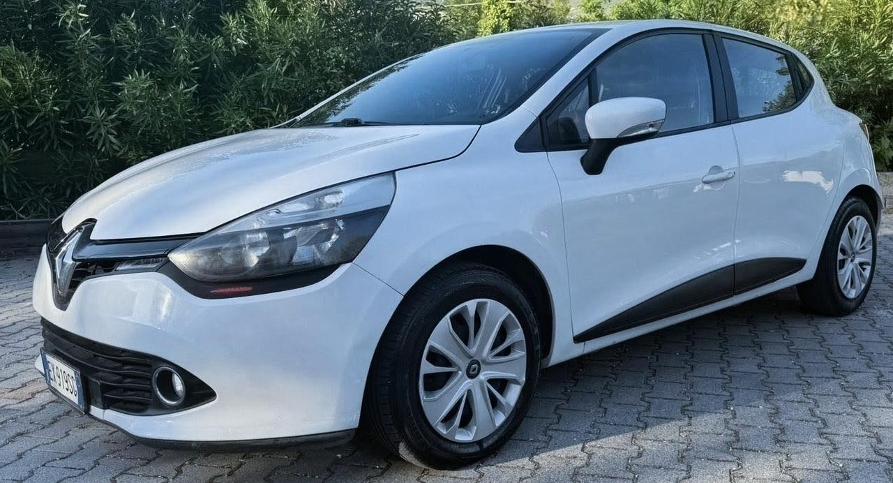 Renault Clio 1.5 dCi 8V 75CV 5 porte Costume National