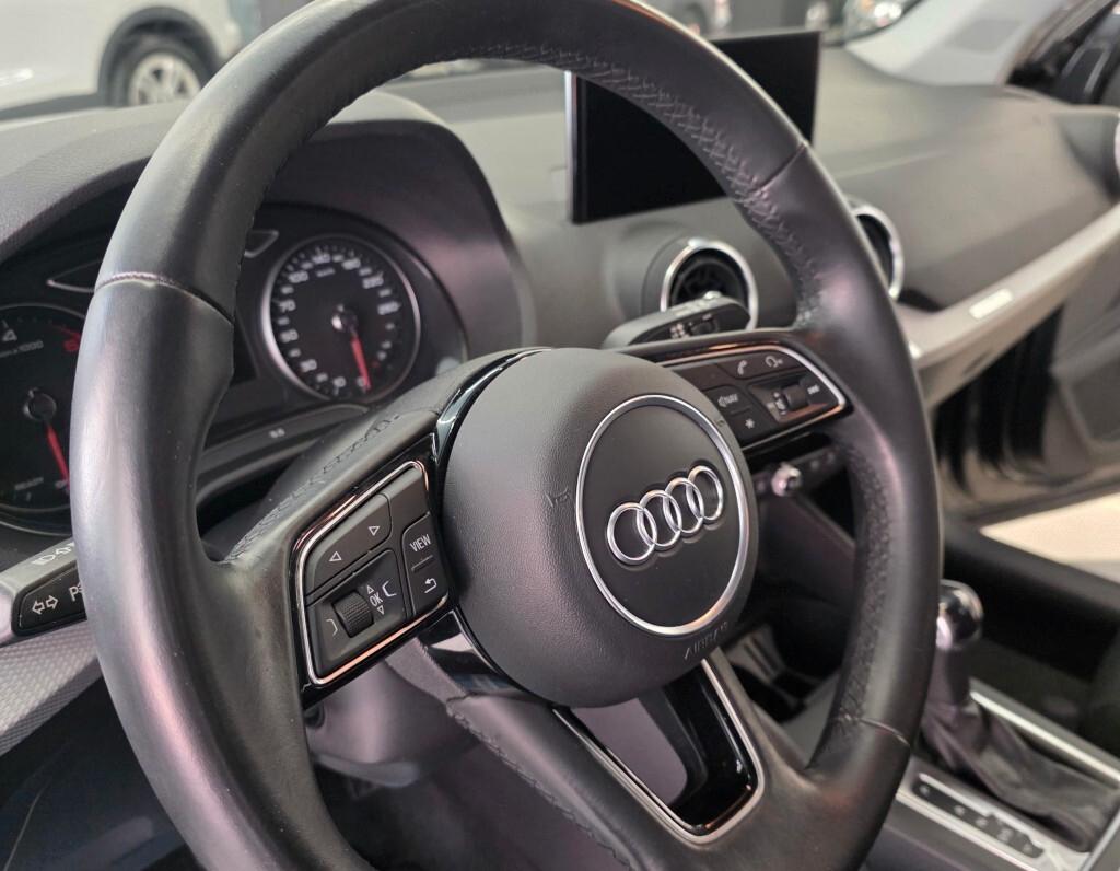 Audi Q2 35 TDI quattro S tronic Business