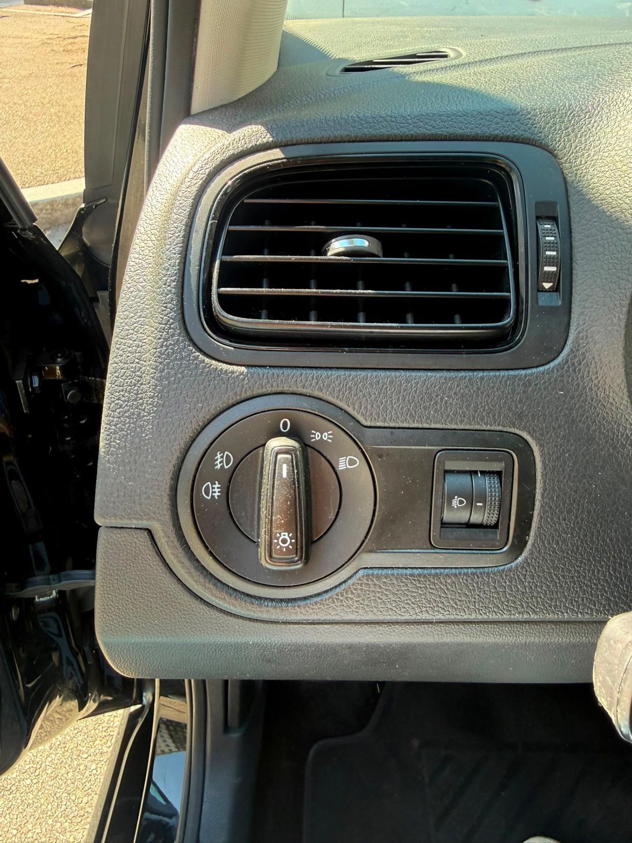 Volkswagen Polo 1.0 MPI 5p. Trendline