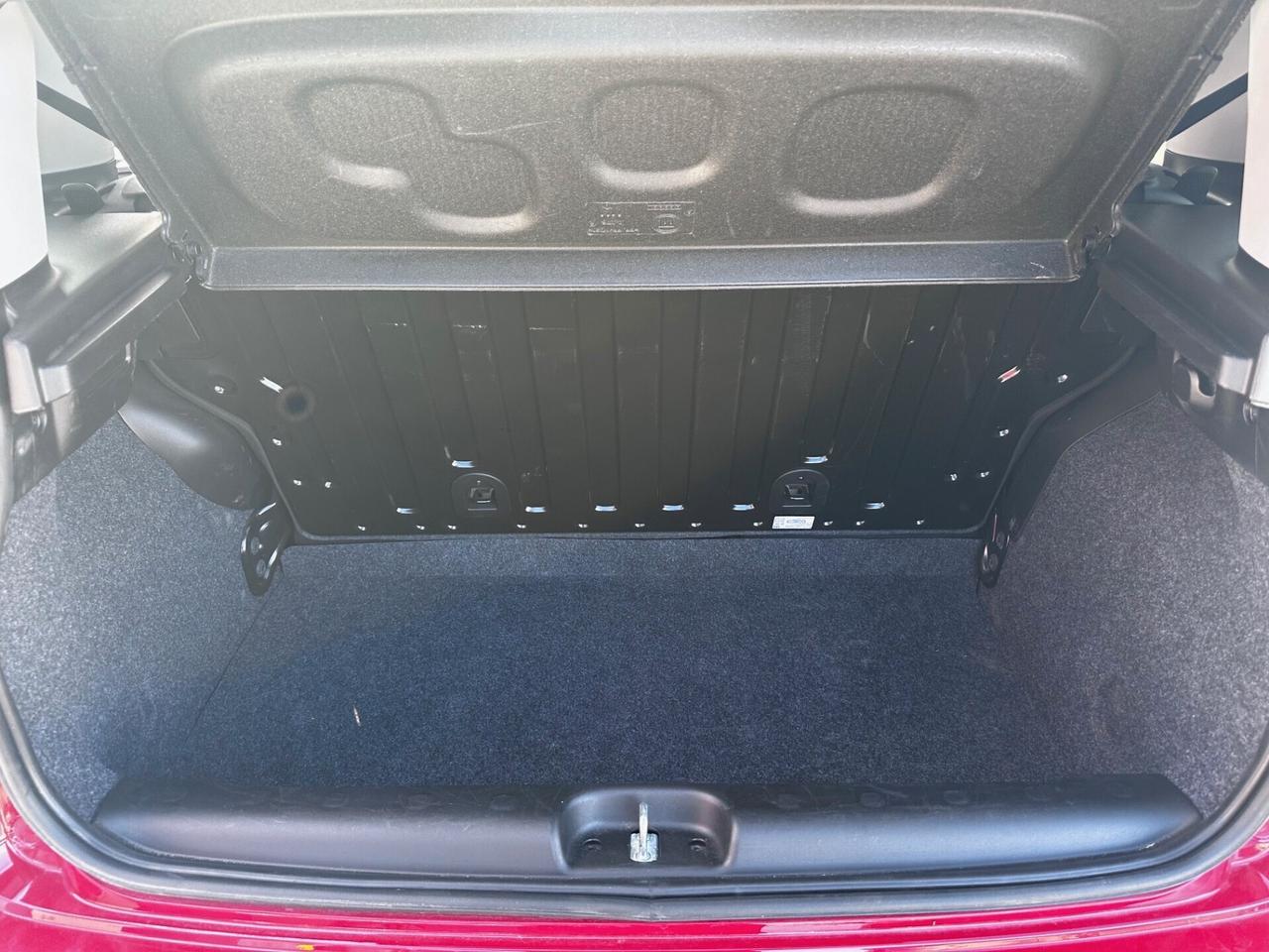 Fiat Pandina Cross 1.0 Hybrid 70cv