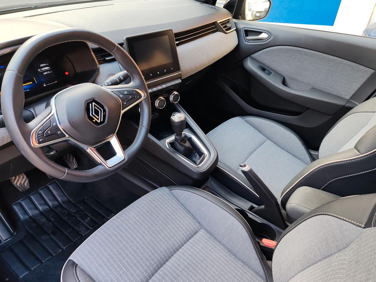 Renault Clio TCe 90 CV 5 porte Techno
