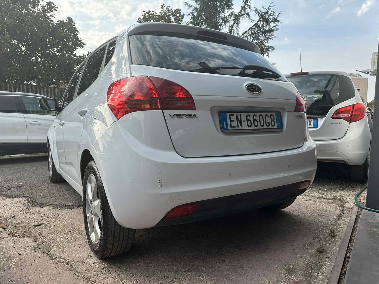 Kia Venga 1.4 CRDi 90CV Cool