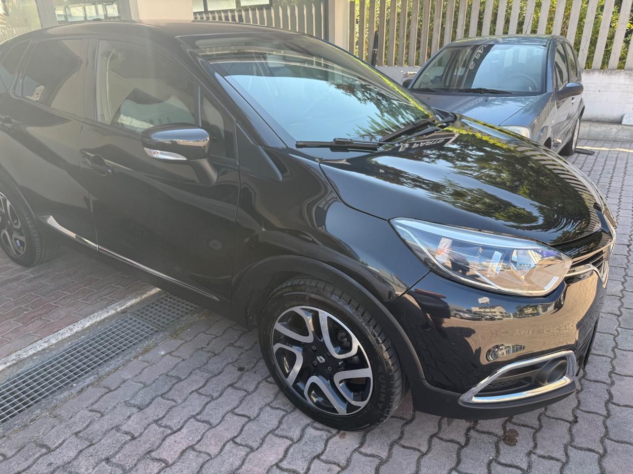Renault Captur dCi 8V 90 CV EDC Start&Stop Energy Iconic