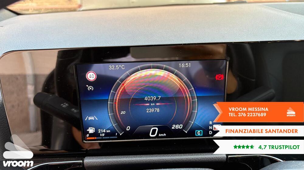MERCEDES GLA (H247) GLA 180 d Automati...
