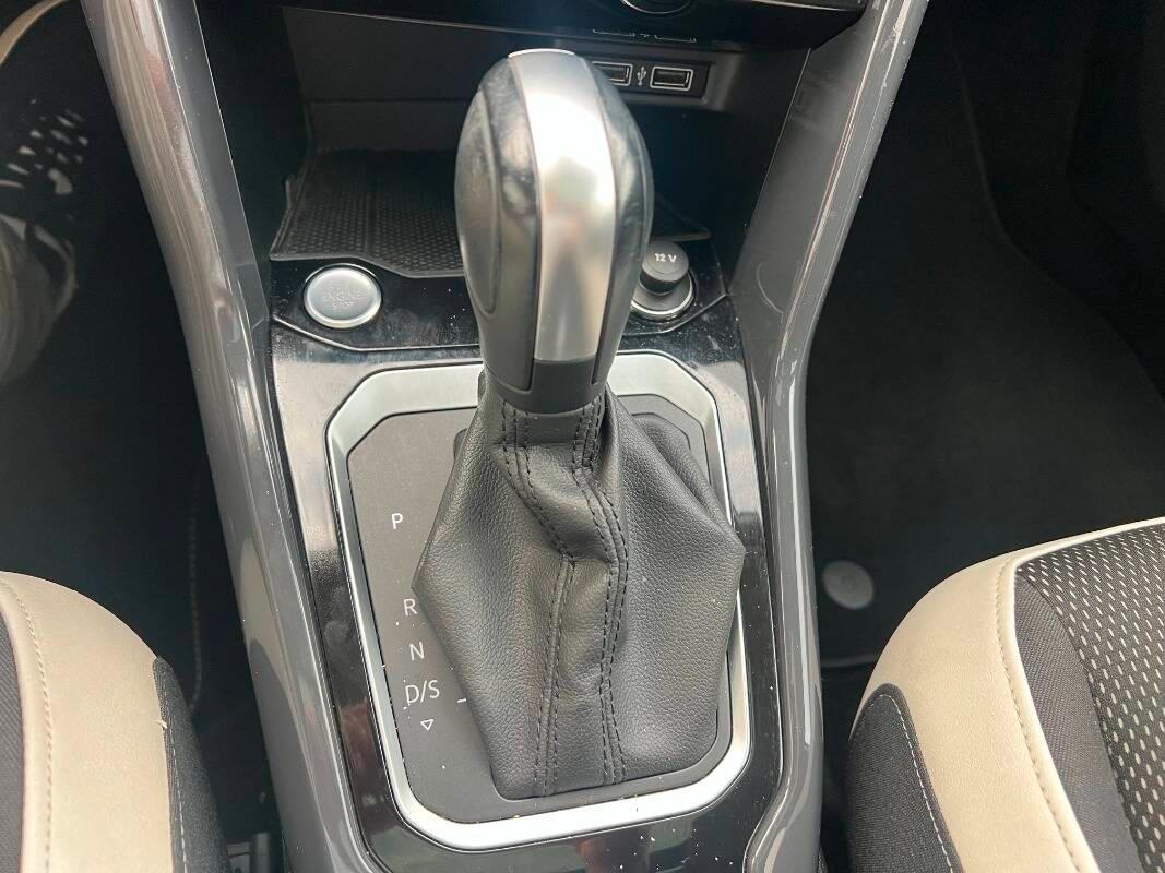 Volkswagen T-Roc 1.5 tsi Advanced dsg