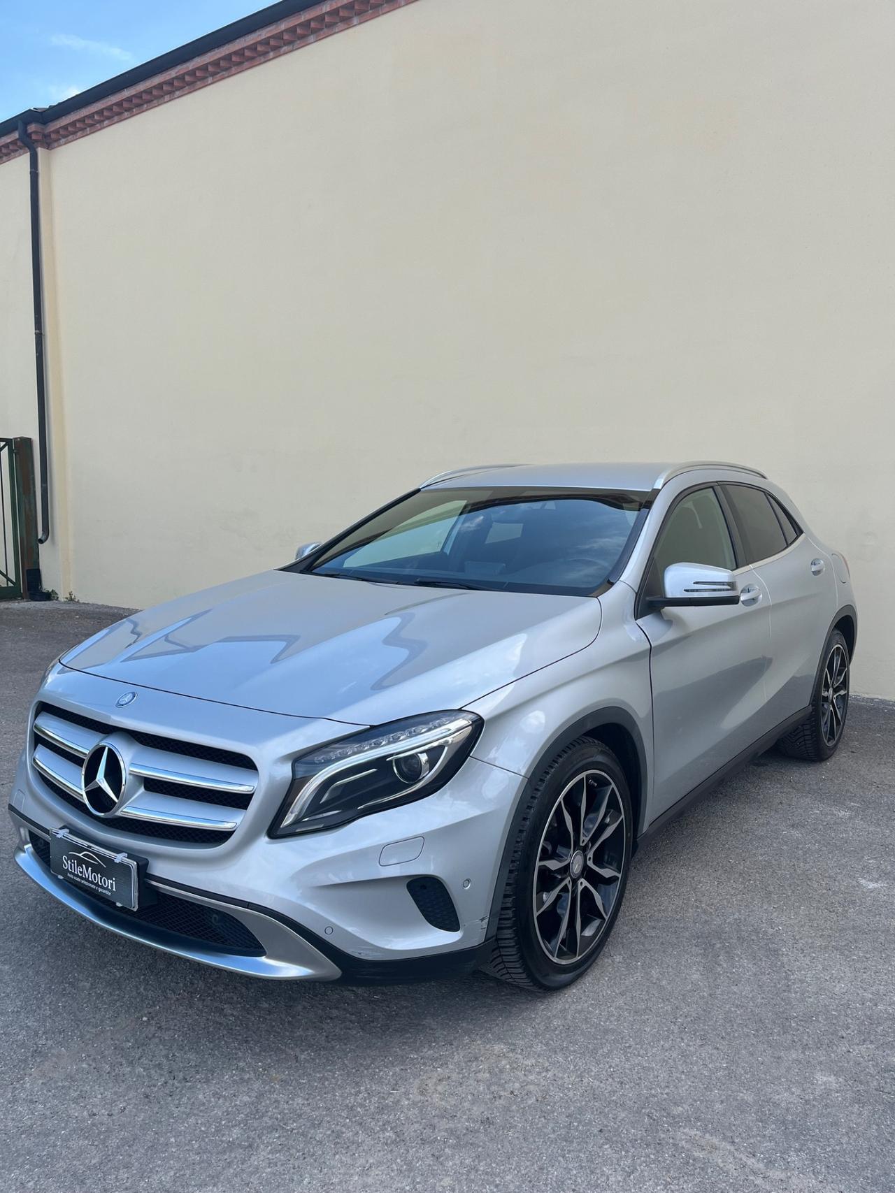 Mercedes-benz GLA 220 CDI Automatic 4Matic Premium