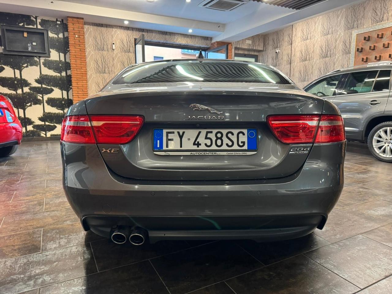Jaguar XE 2.0 D 180 CV AWD aut. Prestige Business Edition