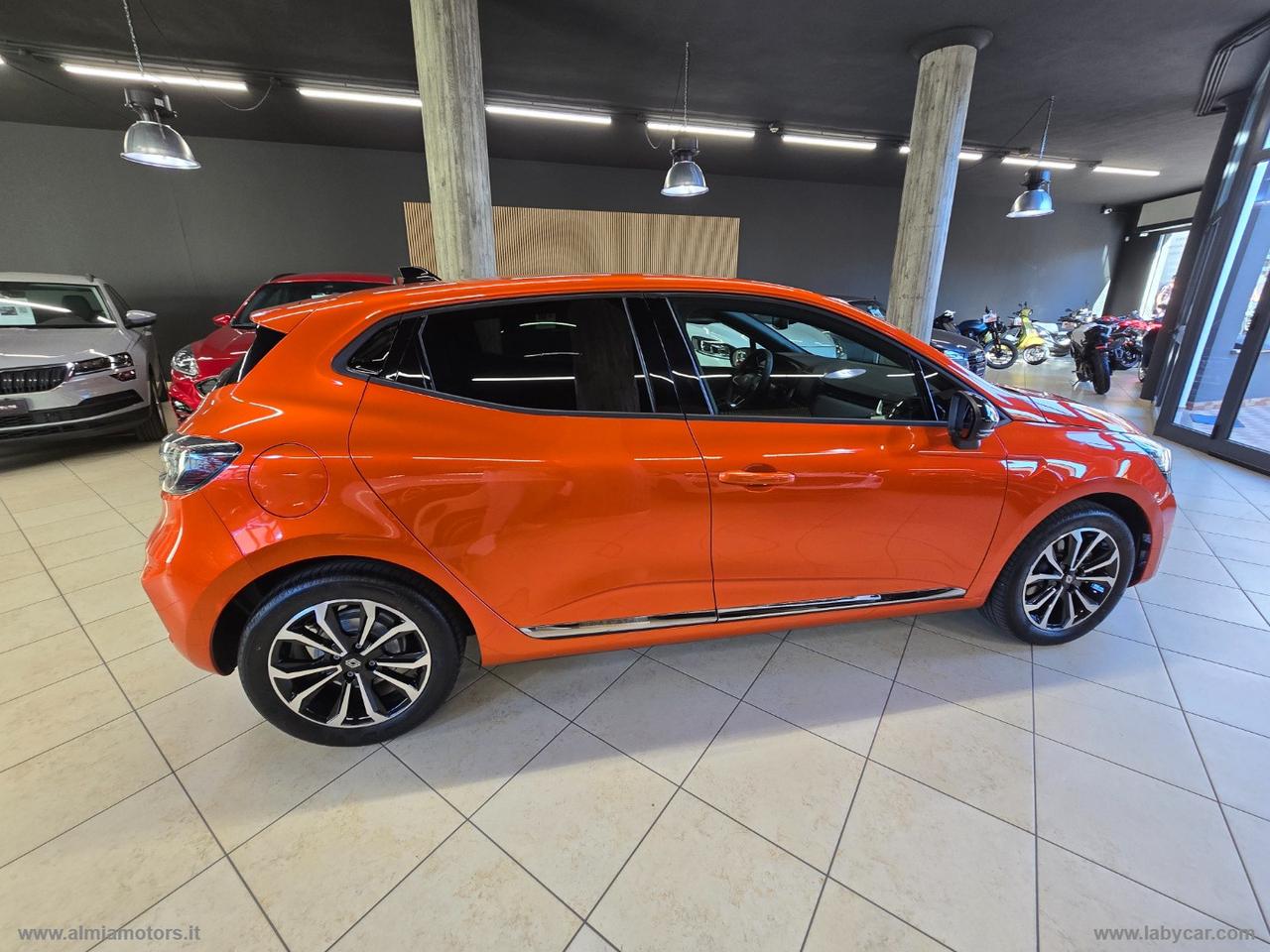 RENAULT Clio Full Hybrid E-Tech 145 CV Techno