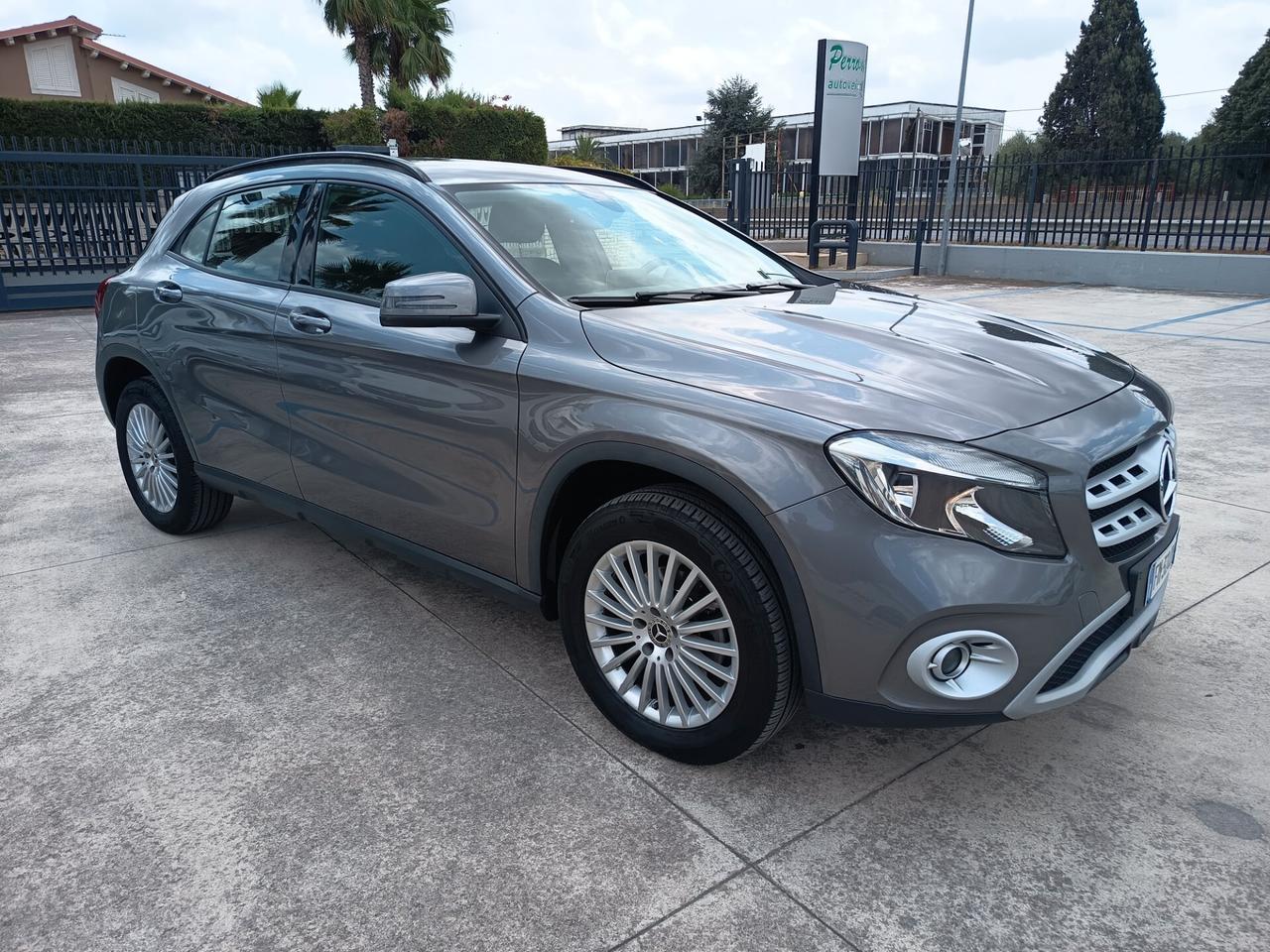 Mercedes-benz GLA 200 d Automatic 4Matic Business