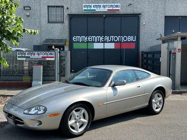 Jaguar XK8 Coupe 4.0 ** KM 101.000 ** UFFICIALE ITALIANA!!!!!