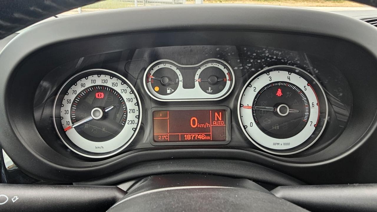 Fiat 500L 1.3 Multijet 95 CV Dualogic Trekking