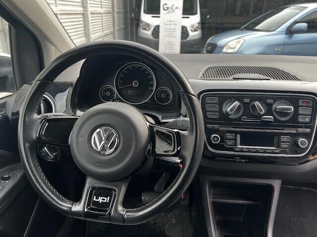 Volkswagen up! 1.0 3p. move ASG