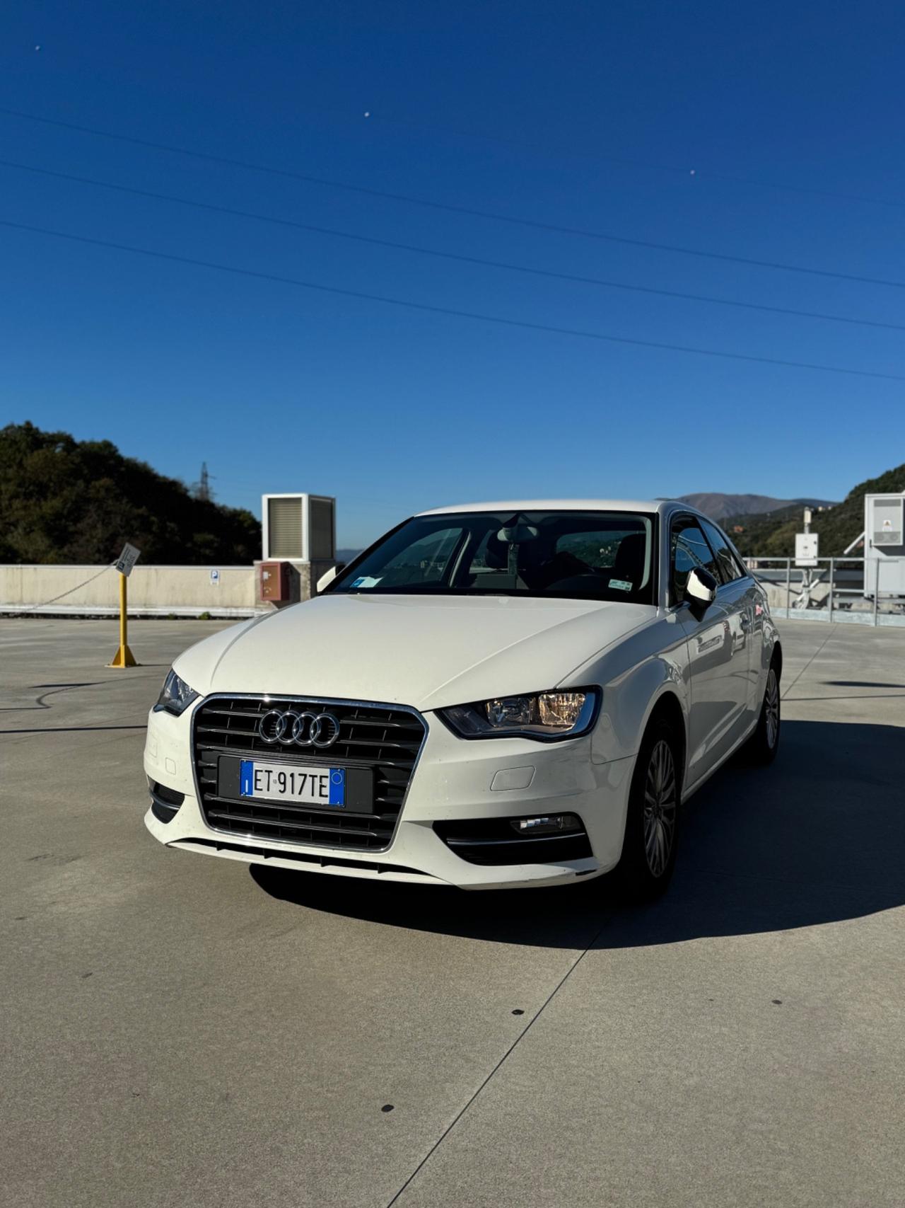 Audi A3 Cabrio 2.0 TDI clean diesel Ambition