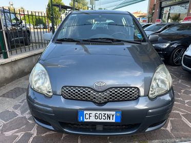 Toyota Yaris 1.0i 16V cat 5 porte Sol