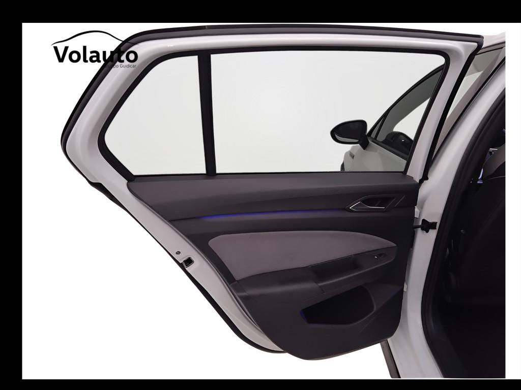 VOLKSWAGEN Golf VIII 2020 - Golf 1.5 tsi evo R-Line 130cv