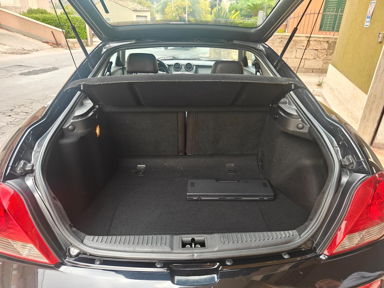 Hyundai Coupe 1.6 16V Active