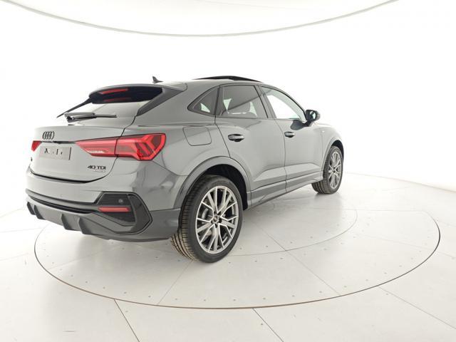 AUDI Q3 40 TDI quattro S tronic Identity Black - TETTO!