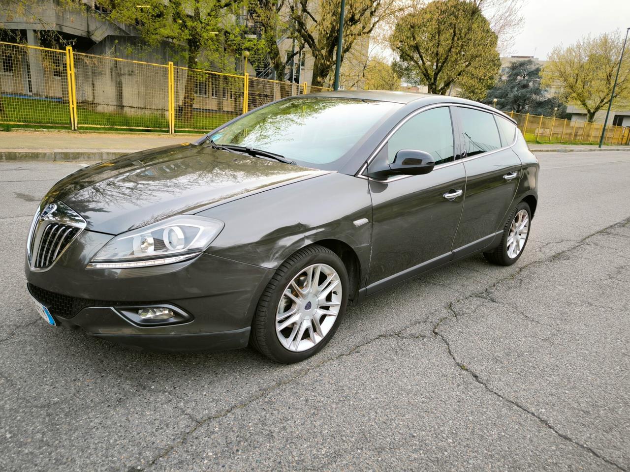 Lancia Delta 1.6 MJT DPF Platino