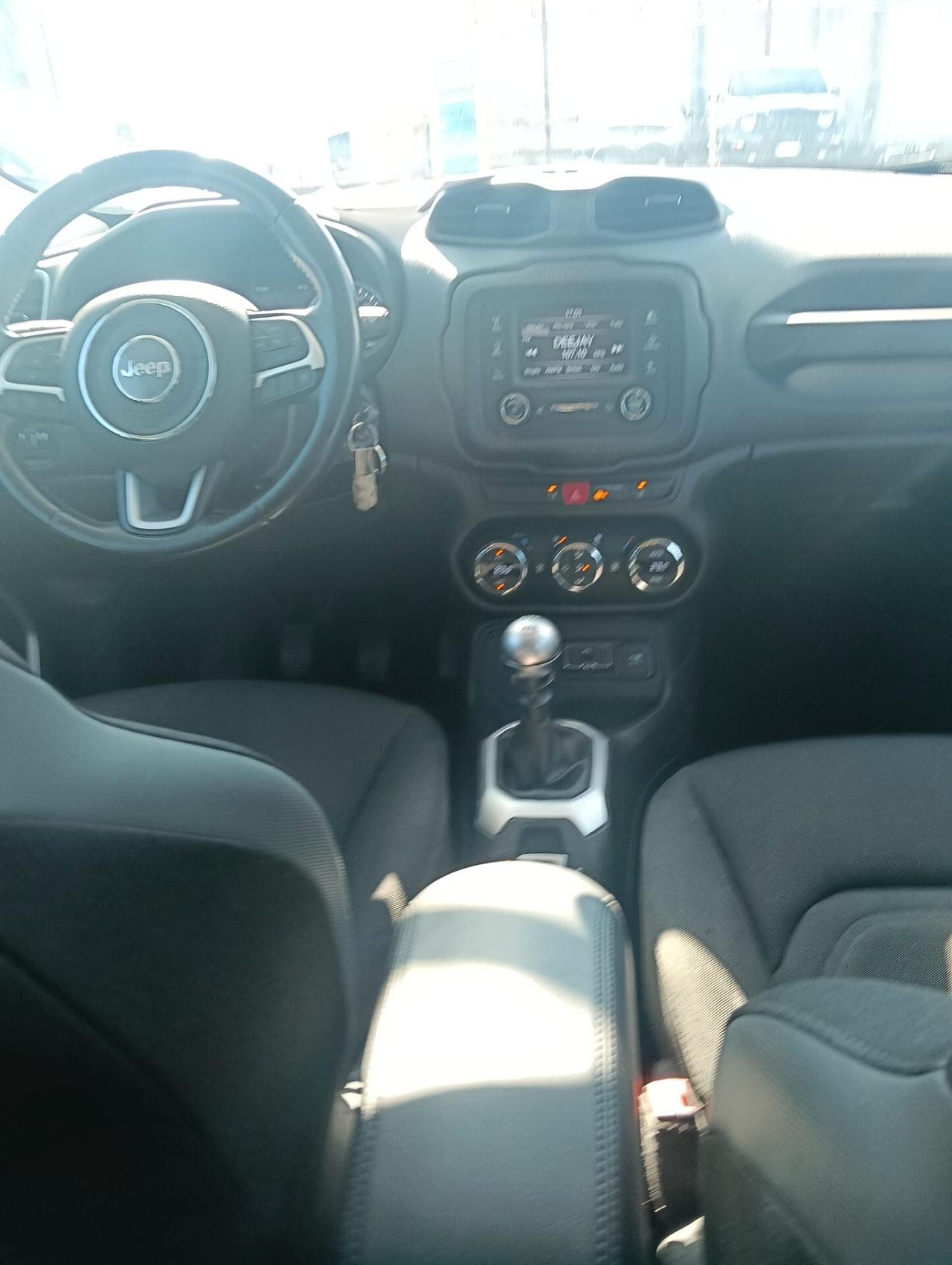 Jeep Renegade Limited 2017 | 105.000 km | IN ARRIVO | €12.890
