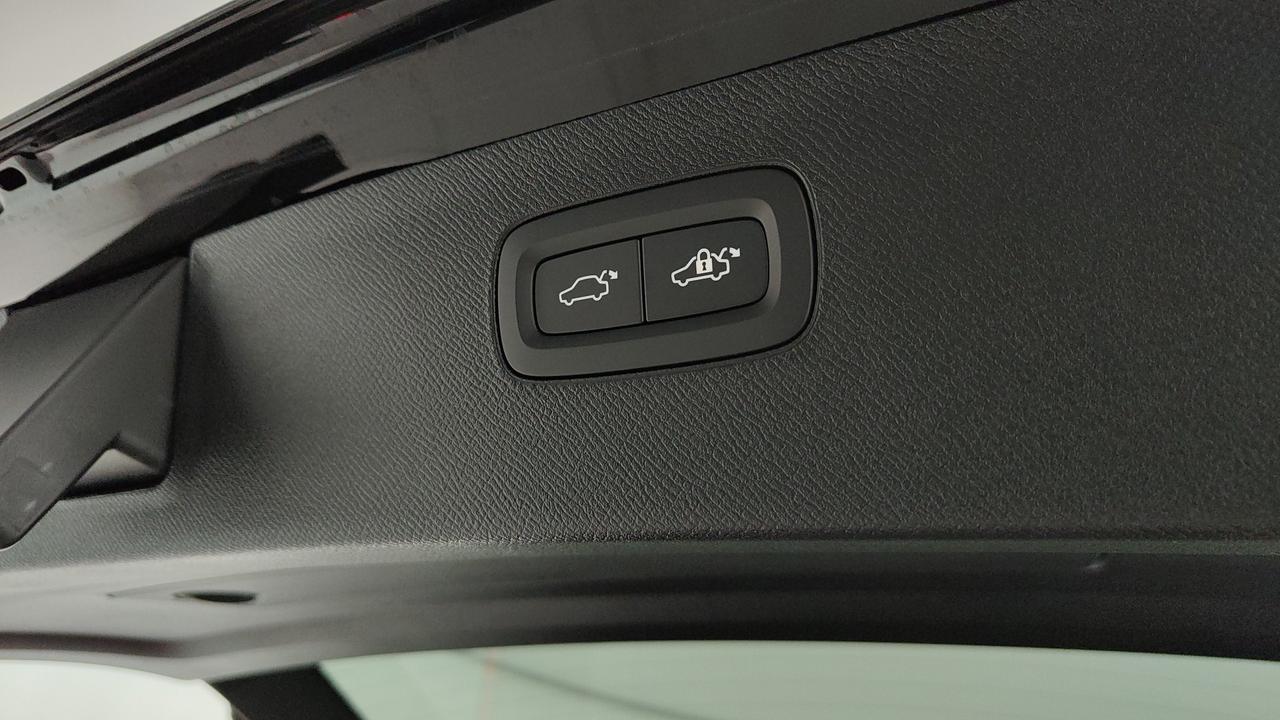 VOLVO N.XC90 Plus Dark T8 AWD AUT 7P