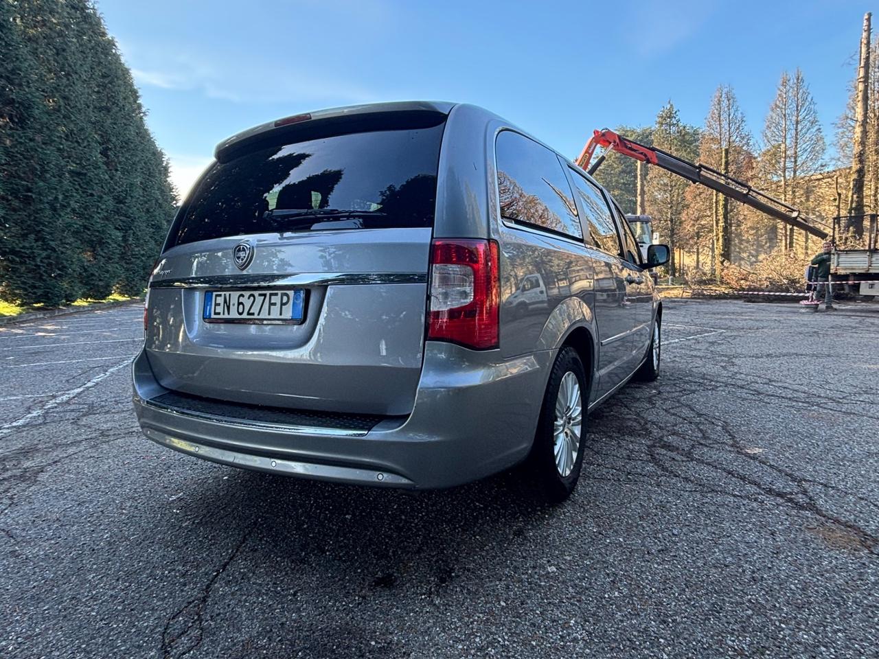 Lancia Voyager PLATINUM PELLE