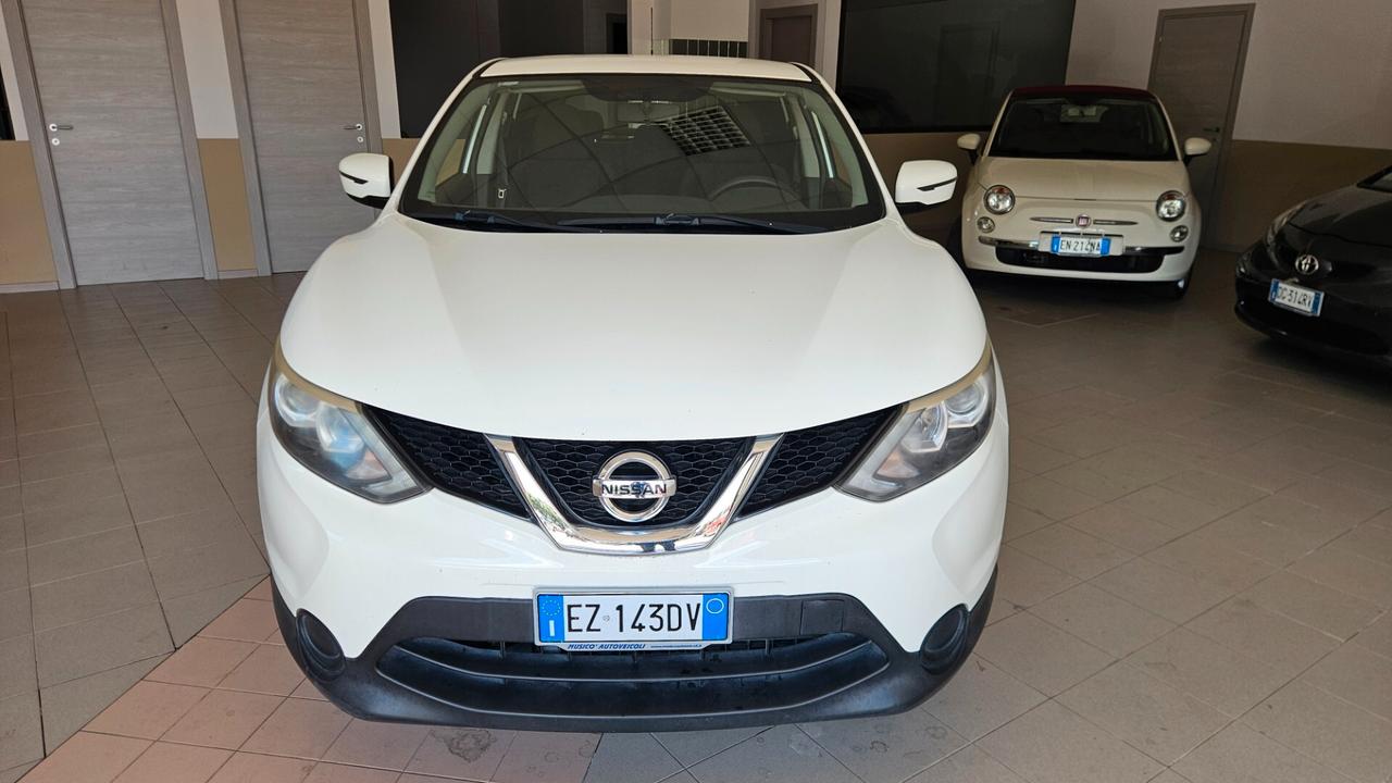 Nissan Qashqai 1.5 dCi Visia