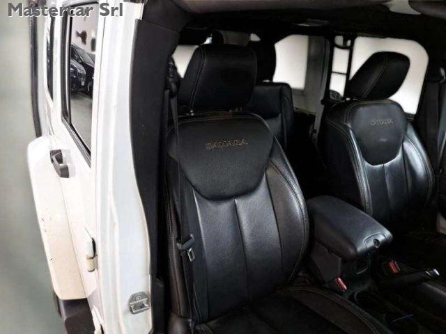 JEEP Wrangler Wrangler III 2011 Unlimited 2.8 crd Sahara auto 20
