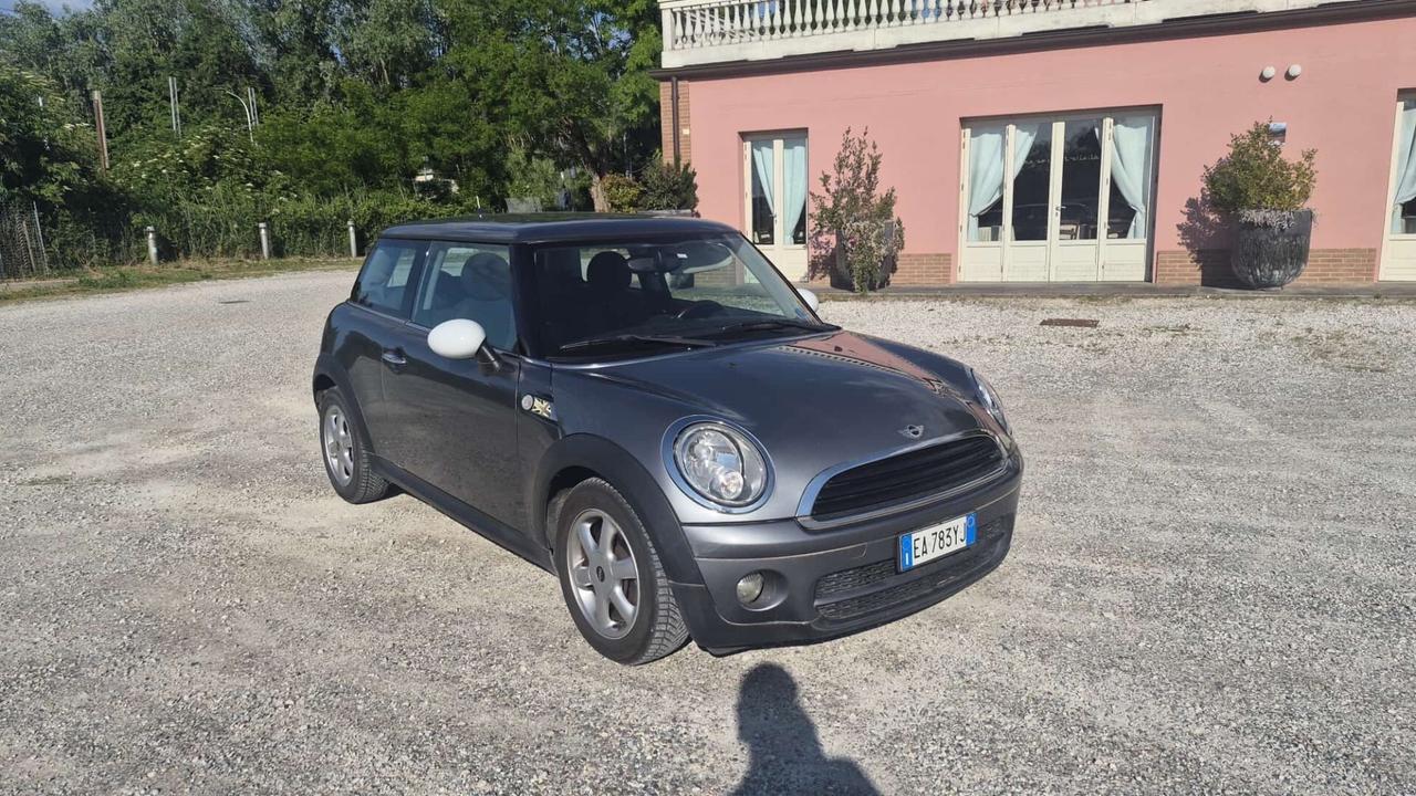 Mini 1.6 16V Abbey Road D