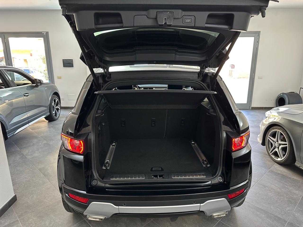 Land Rover Range Evoque 2.2 TD4 5p. Dynamic