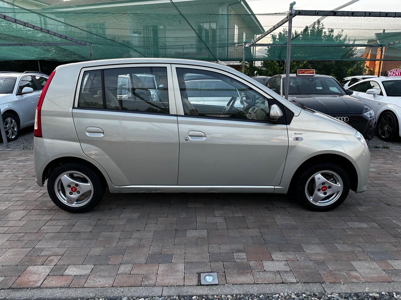 Daihatsu Cuore 1.0 12V 5 porte SX