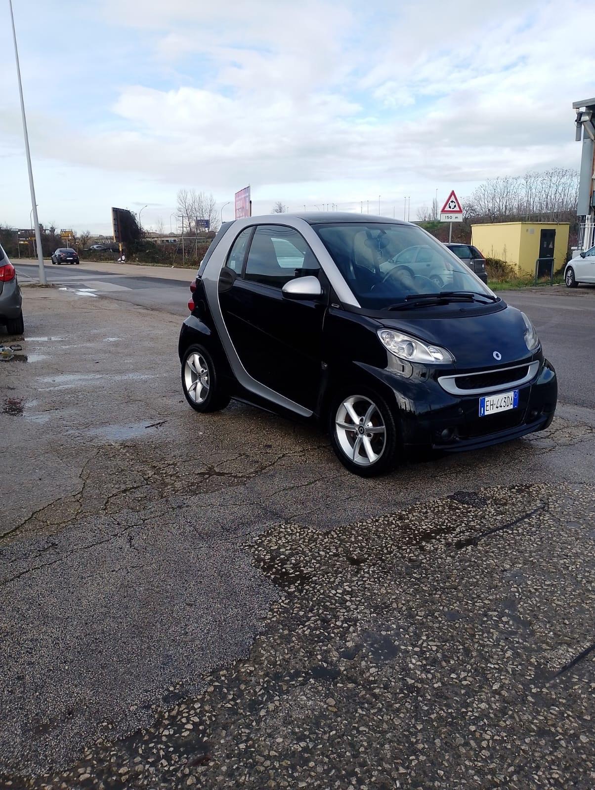 Smart ForTwo 1000 52 kW coupé passion