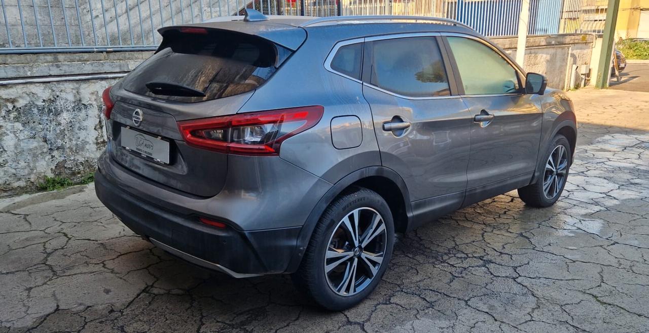 Nissan Qashqai 1.5 dCi N-Connecta