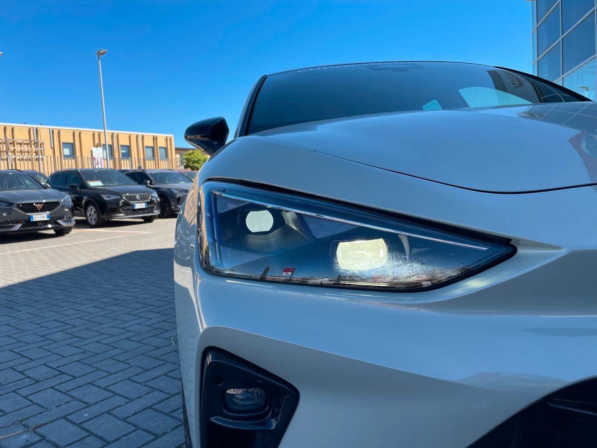 CUPRA Leon1.5 e-HYBRID150 kW (204 CV)pHEVDSG 6 marce2WD