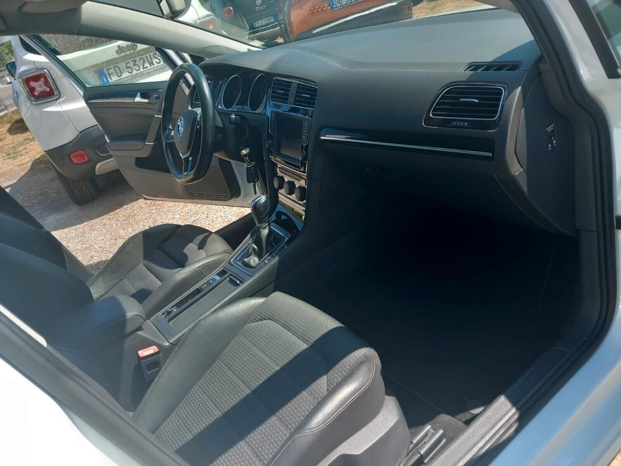 Golf 1.6 TDI DPF Trendline