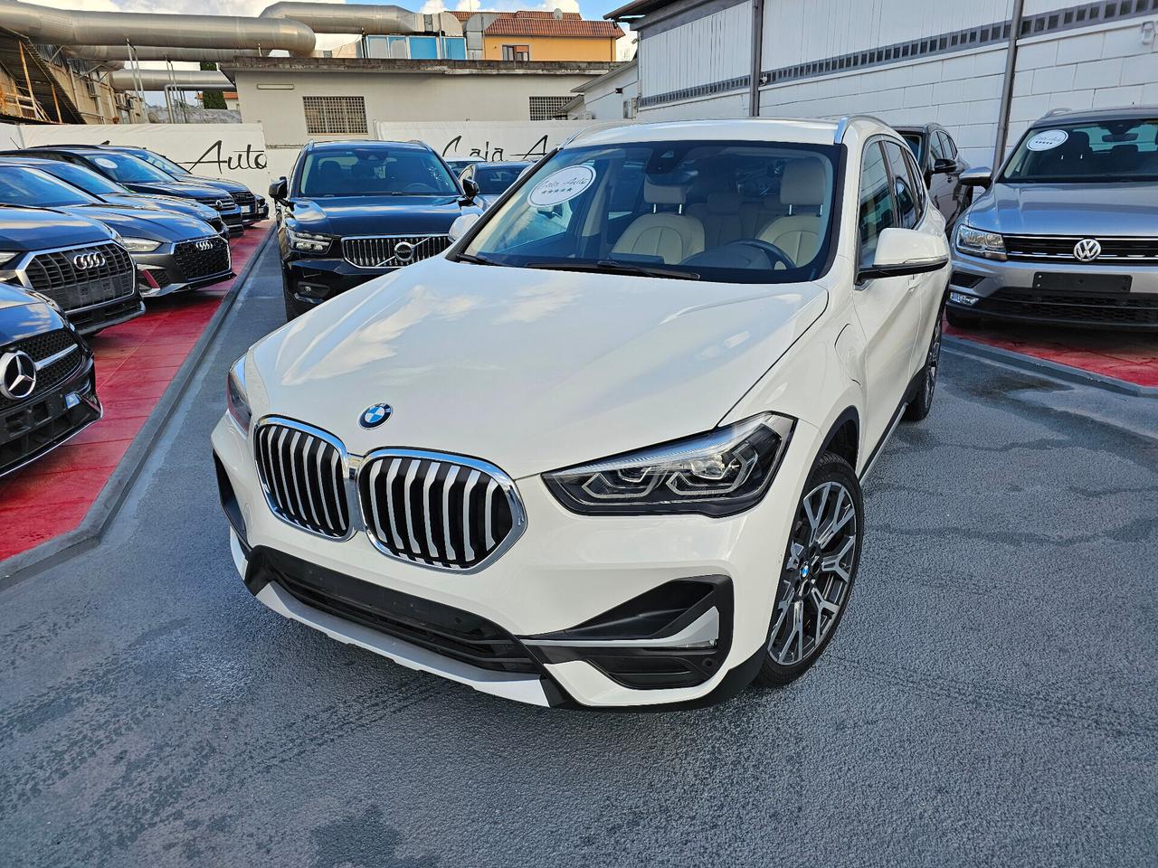 Bmw X1 xDrive25e xLine Navi pelle led