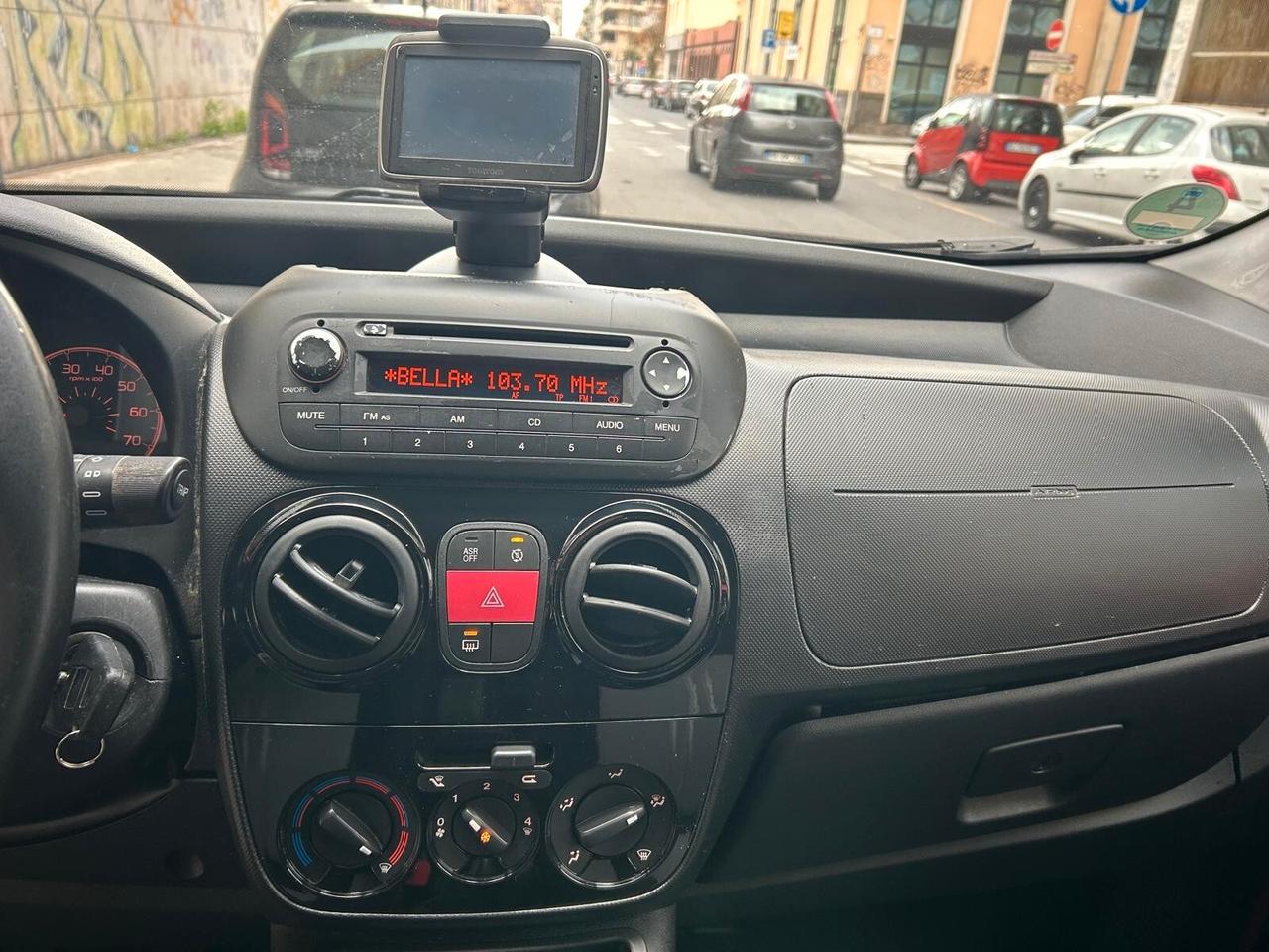 Fiat Qubo 1.3 MJT 75 CV Trekking