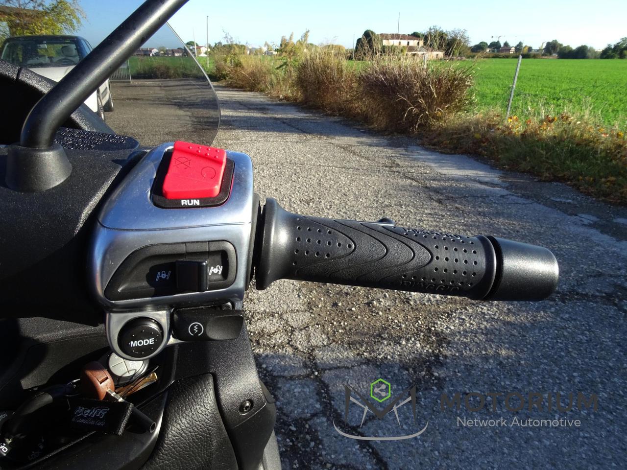 Piaggio MP3 LT 350 SPORT