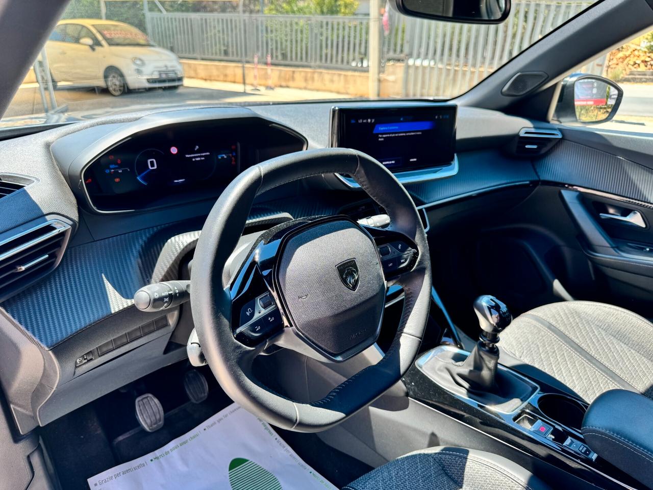 Peugeot 2008 PureTech 100 S&S Allure