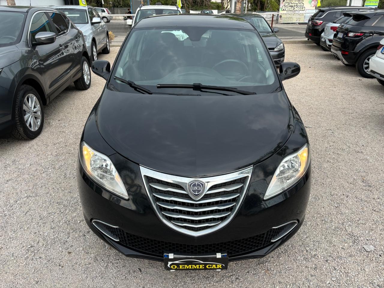 LANCIA YPSILON 1.2 BENZINA 70CV 2014