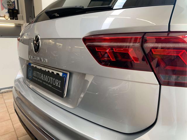 Volkswagen Tiguan Tiguan 1.5 tsi R-Line 150cv dsg IVA ESPOSTA