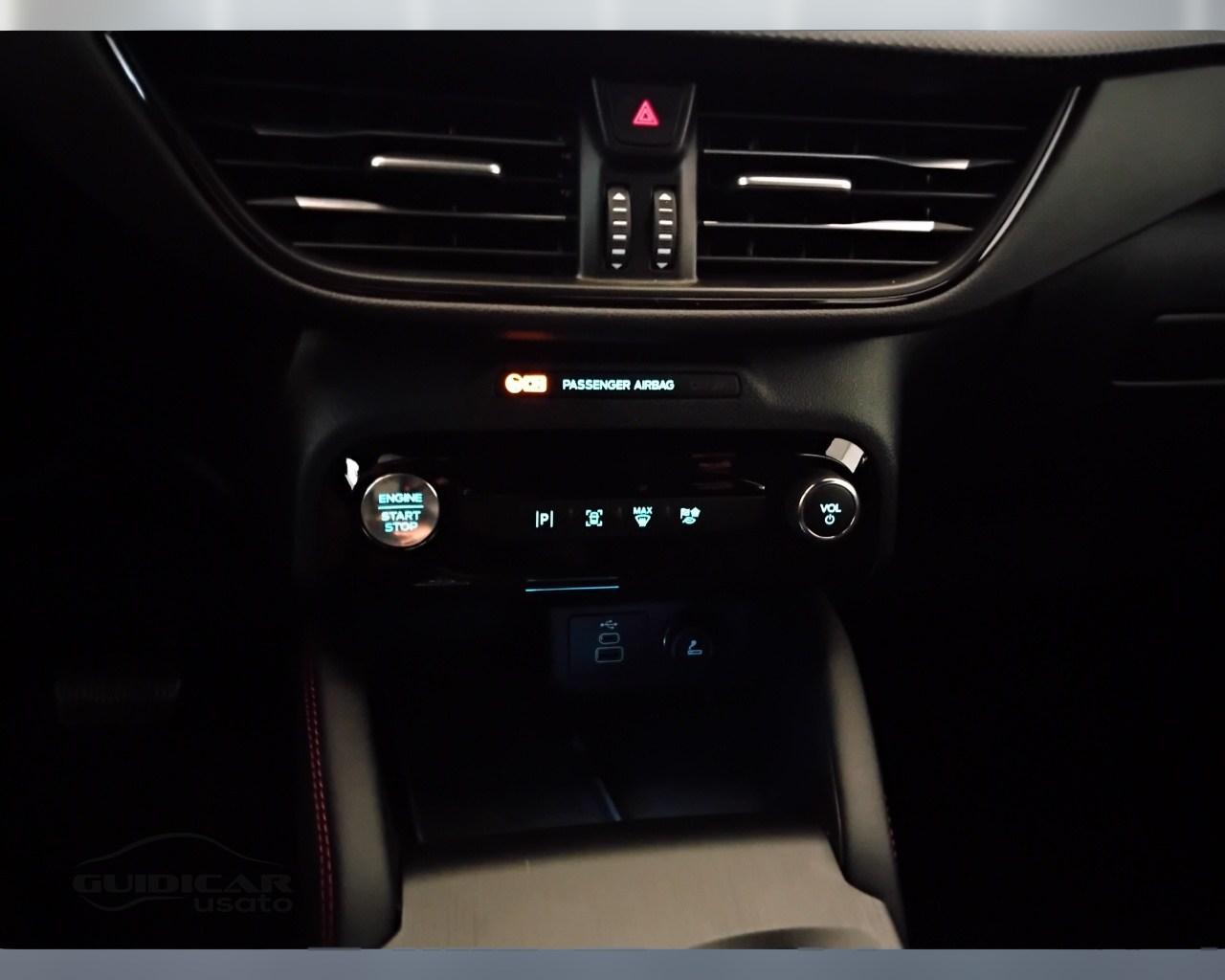FORD Kuga IV 2024 - Kuga 2.5 full hybrid ST-Line 2wd 180cv auto