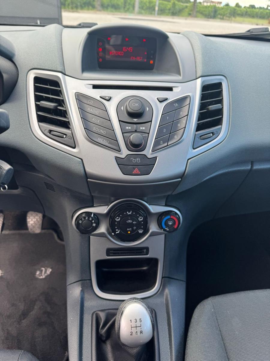 FORD - Fiesta - Ikon 1.2 16V 60CV 5p. Business