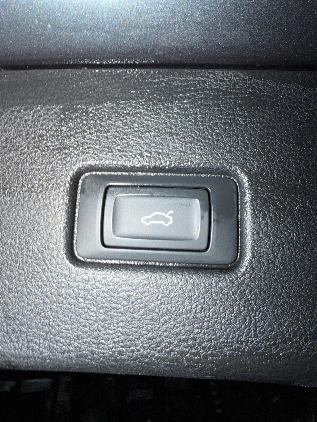 Audi Q5 SPB 40 TDI 204 CV quattro S tronic Identity Black