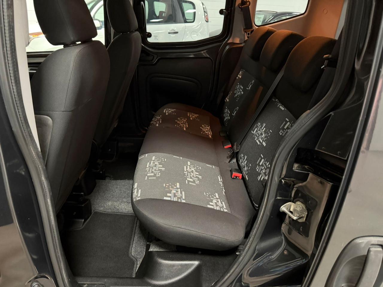 Fiat Qubo 1.4 8V 77 CV Active Natural Power