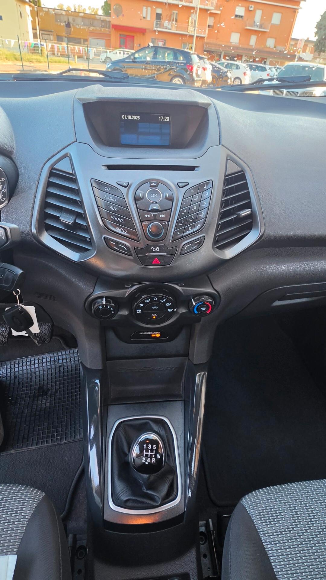 Ford EcoSport occ.asio.ne