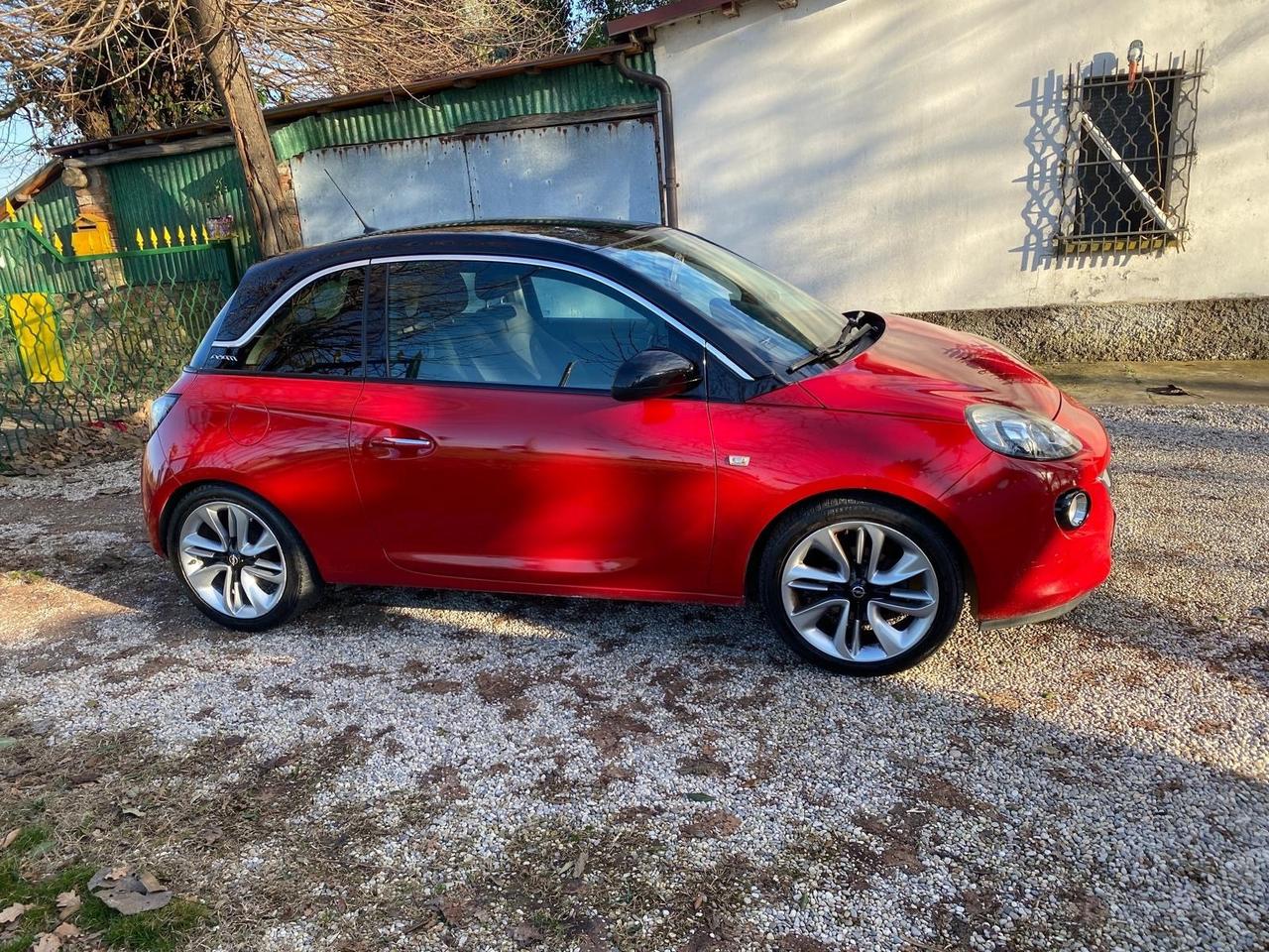 Opel Adam 1.2 70 CV