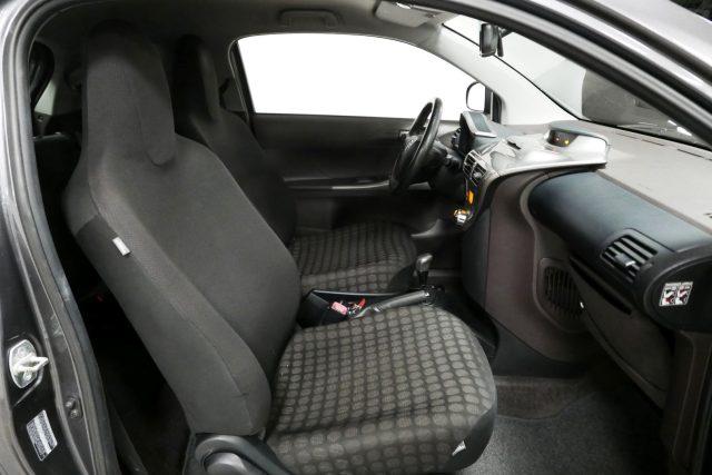 TOYOTA iQ 1.0 Autom.