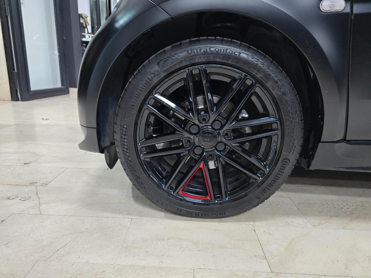 Smart ForTwo 90 0.9 Turbo twinamic BRABUS Pureblack